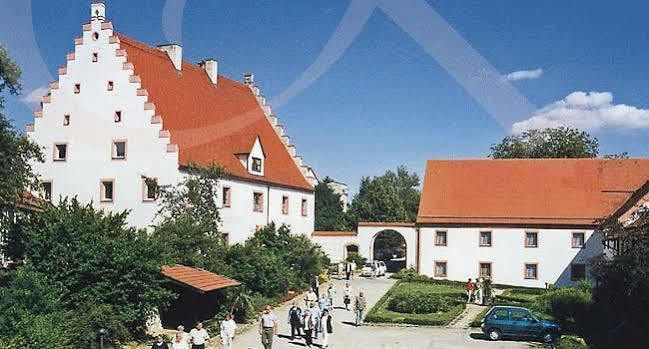 Schlossgasthof Roesch Blaibach Exterior photo